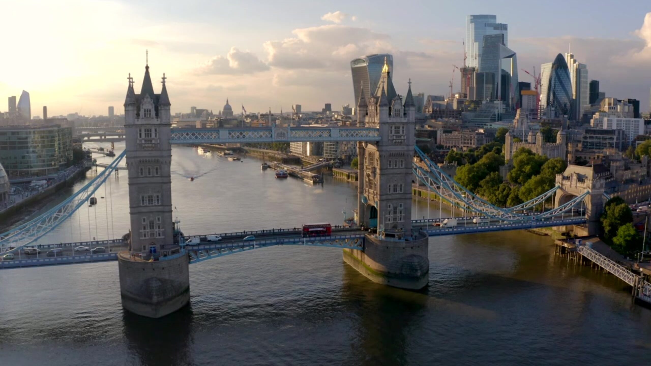 Still of London bridge.